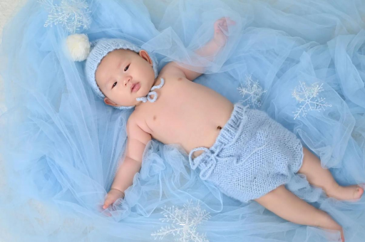 潮州宝宝间歇性斜视